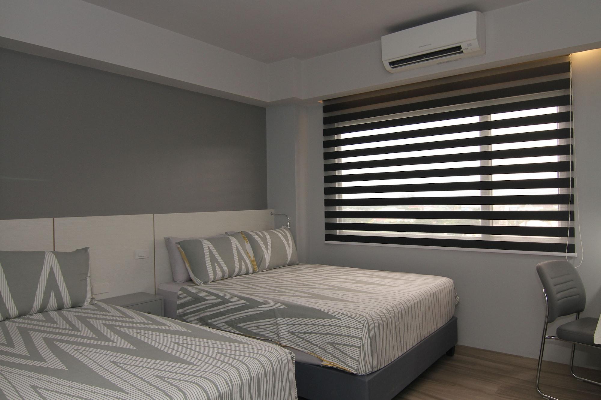 Cebu Hotel Plus Екстериор снимка
