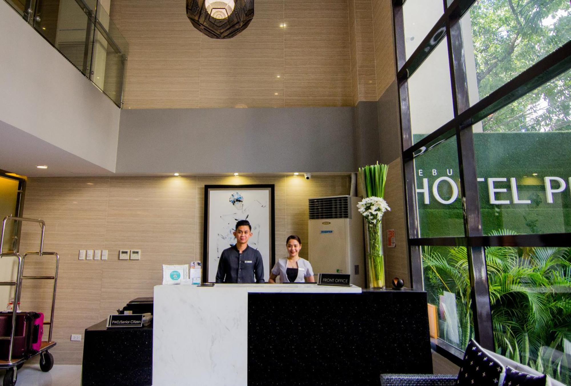 Cebu Hotel Plus Екстериор снимка