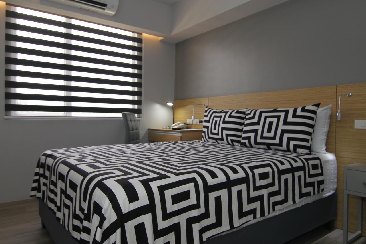 Cebu Hotel Plus Екстериор снимка