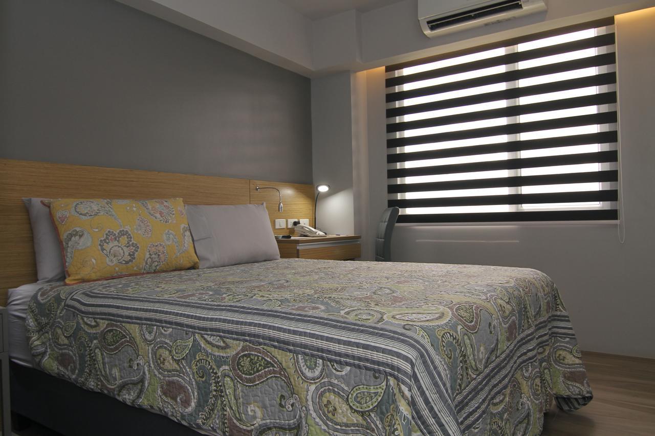Cebu Hotel Plus Екстериор снимка